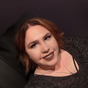 Meet your Posher, Mandy